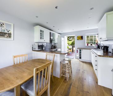 4 bedroom terraced house to rent - Photo 2