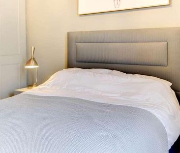 Brunswick Square, Hove, BN3 - Photo 1