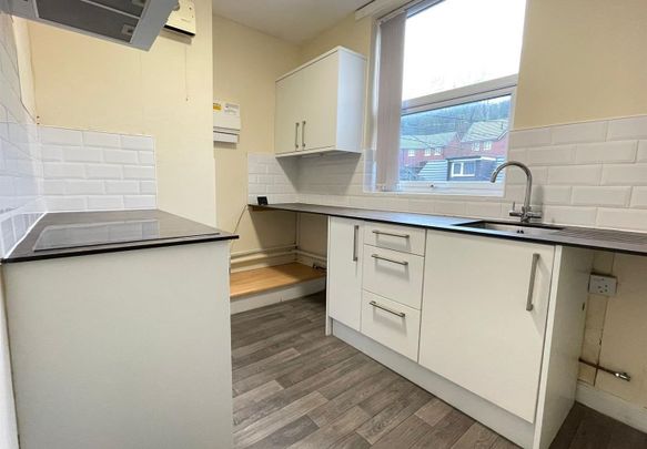 Flat 6 Beechwood Court, Halesowen Road, Cradley Heath - Photo 1