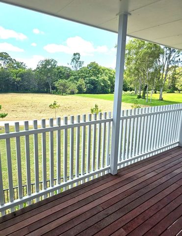 AVAIL 15/12/2025 - 3 BED 2BATH TOWNHOUSE - FULLY DUCTED AIR & A LAWNED BACKYARD OVERLOOKING PARK - Photo 5