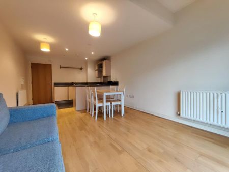 2 bedroom apartment to rent - Photo 2