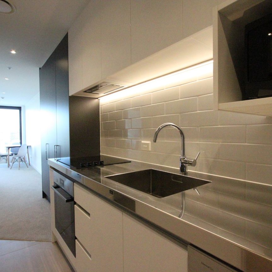 Up the top - Photo 1