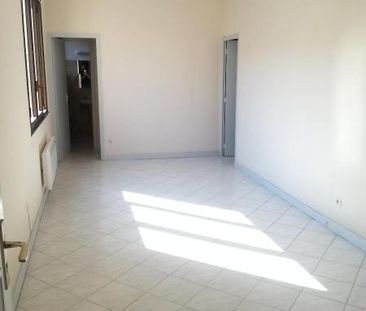 Location Appartement 2 pièces 40m² BERGERAC 24100 - Photo 2