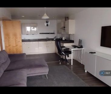 2 bedroom flat to rent - Photo 6