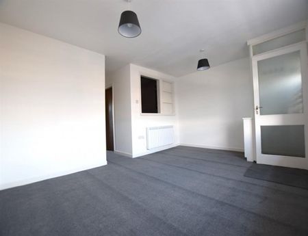 2 Bedroom Apartment To Let - Photo 4