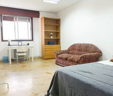 Calle de Beatriz de Bobadilla, Madrid, Community of Madrid 28040 - Photo 2