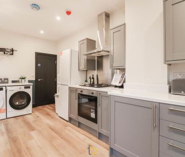 1 bedroom in a house share to rent - Photo 5