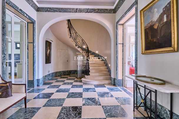 Appartement d'exception avec jardin paysager et vue directe sur le Jardin Public à louer - Photo 1