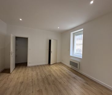 Location Appartement 2 pièces 46m² CASTELNAUDARY 11400 - Photo 5