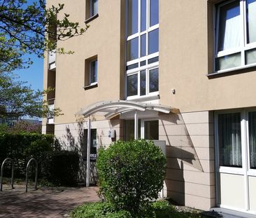 Schöne Erdgeschosswohnung mit Terrasse - Foto 1