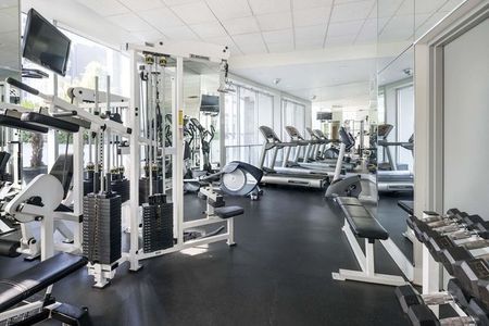 Deluxe Room - 561 Sherbourne - Photo 3