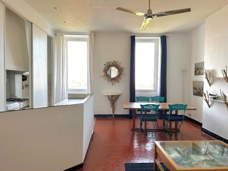 Location Appartement 2 pièces 58m² MARSEILLE 7ème - Photo 3