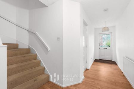 3 bedroom terraced house to rent - Photo 2