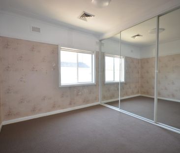 3 Bedroom House!! - Photo 2