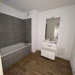 Location Appartement 3 pièces 56m² CENON 33150 - Photo 3