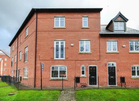 Trevore Drive, Standish, Wigan, Lancashire, WN1 2QE - Photo 2