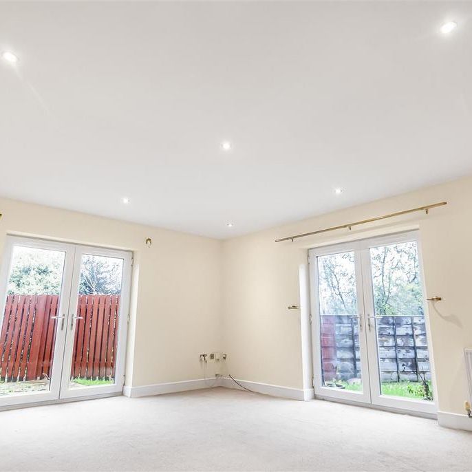 4 bedroom house to rent - Photo 1