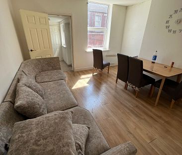 Elford Place, Leeds, LS8 - Photo 3