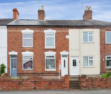 2 bedroom terraced house to rent - Photo 2