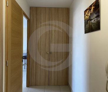 Location Appartement 2 pièces 66m² SETE 34200 - Photo 4