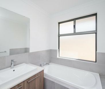 BRAND NEW FAMILY HOME - BUILT TO THE HIGHEST STANDARD - Photo 6