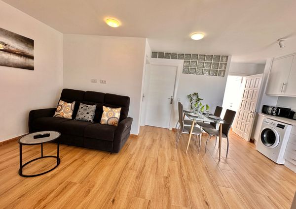 Casa o chalet de alquiler en Calle Estornino, Palm - Mar