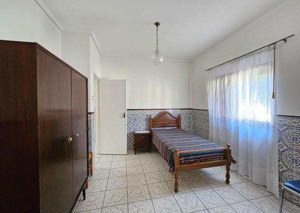 Floor 3 bedroom villa with suite located in Cacia!