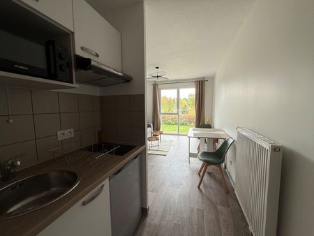 Location Appartement 1 pièce 23m² FRANQUEVILLE ST PIERRE 76520 - Photo 3