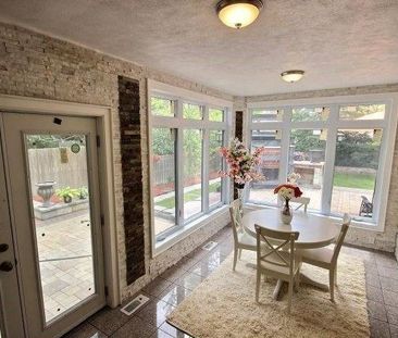 For Lease - 173 Lawrence Avenue, Toronto, Ontario - Photo 2