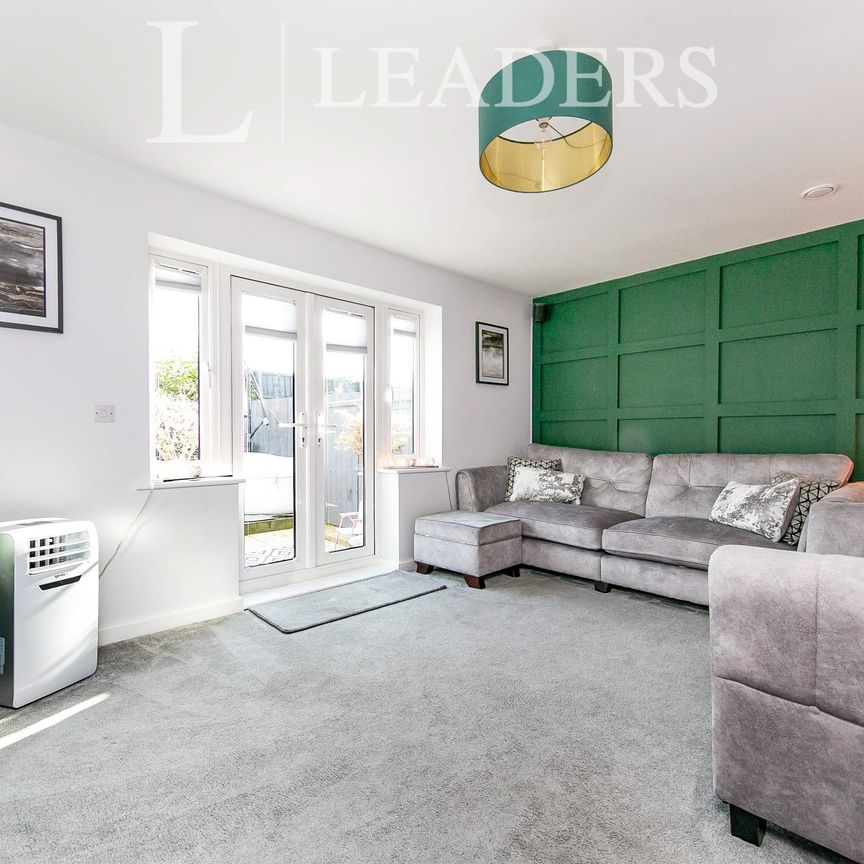 4 bedroom house to rent Osprey Drive, Stowmarket, IP14 - Photo 1