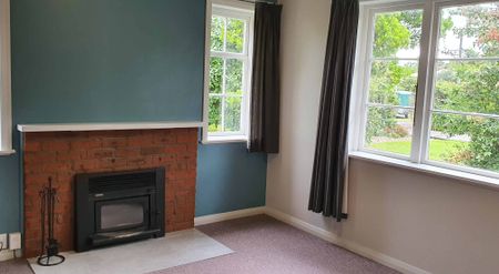 CORNWALL ST, MASTERTON 2-BEDROOMS- $490 P/W - Photo 2