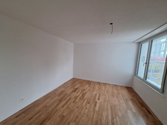 3.5 Zimmer, 93 m², 5. Stock - Photo 1