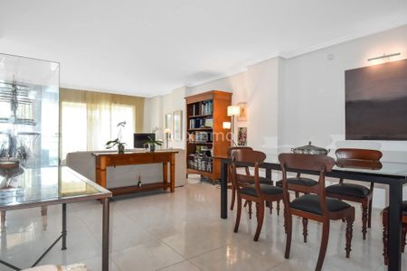 Stunning 4-Bedroom Mediterranean Flat with Sea Views in Marina Botafoc, Ibiza - Photo 4