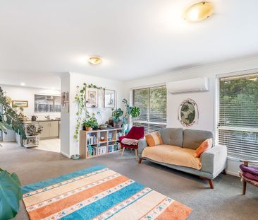 Tidy Two Bedroom Villa - Photo 2