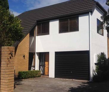 Two Bedroom Townhouse - Photo 2