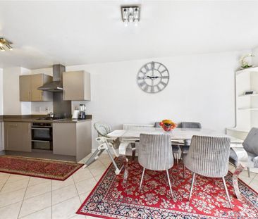 4 bedroom detached house to rent - Photo 5