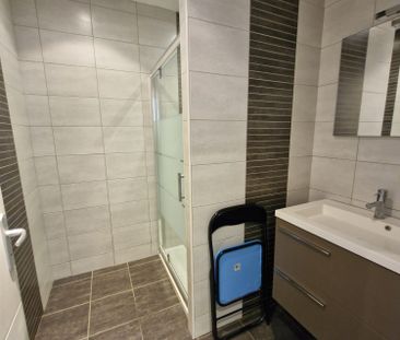 Location Appartement 4 pièces 92m² AMPUIS 69420 - Photo 5