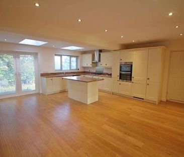 Newington Drive, BL8 - Photo 5