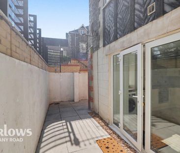 2 bedroom apartment to rent - Photo 6