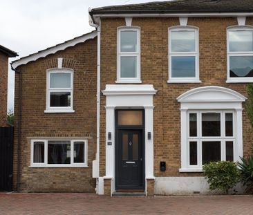 Fabulous Light Spacious & stylish House share - Photo 1