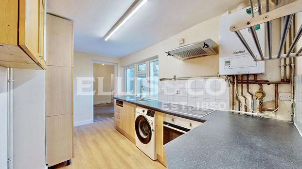 3 bedroom terraced house to rent - Photo 1