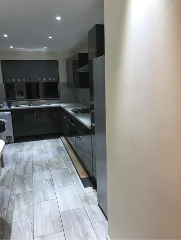 Room in a Shared House, Somerby Road, IG11 - Photo 3