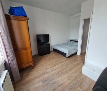 Location Appartement 1 pièce 29m² - Photo 3