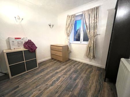 Lower High Street, Watford - Photo 2