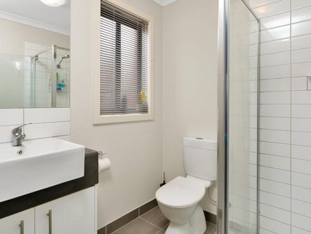 4 Bedroom Home - Photo 4