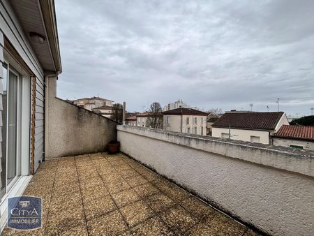 Location Appartement 3 pièces 56m² AGEN 47000 - Photo 3