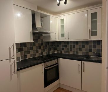 1 bedroom apartment to rent - Photo 4