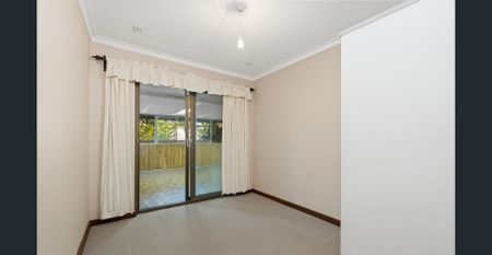 OPPORTUNITY AWAITS AT THIS CHARATERISTIC HOME IN HILLARYS! - Photo 4