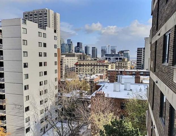 1530 Dr. Penfield | 1530 Dr. Penfield, Montreal - Photo 1