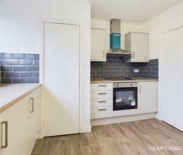 2 bedroom maisonette to rent - Photo 3